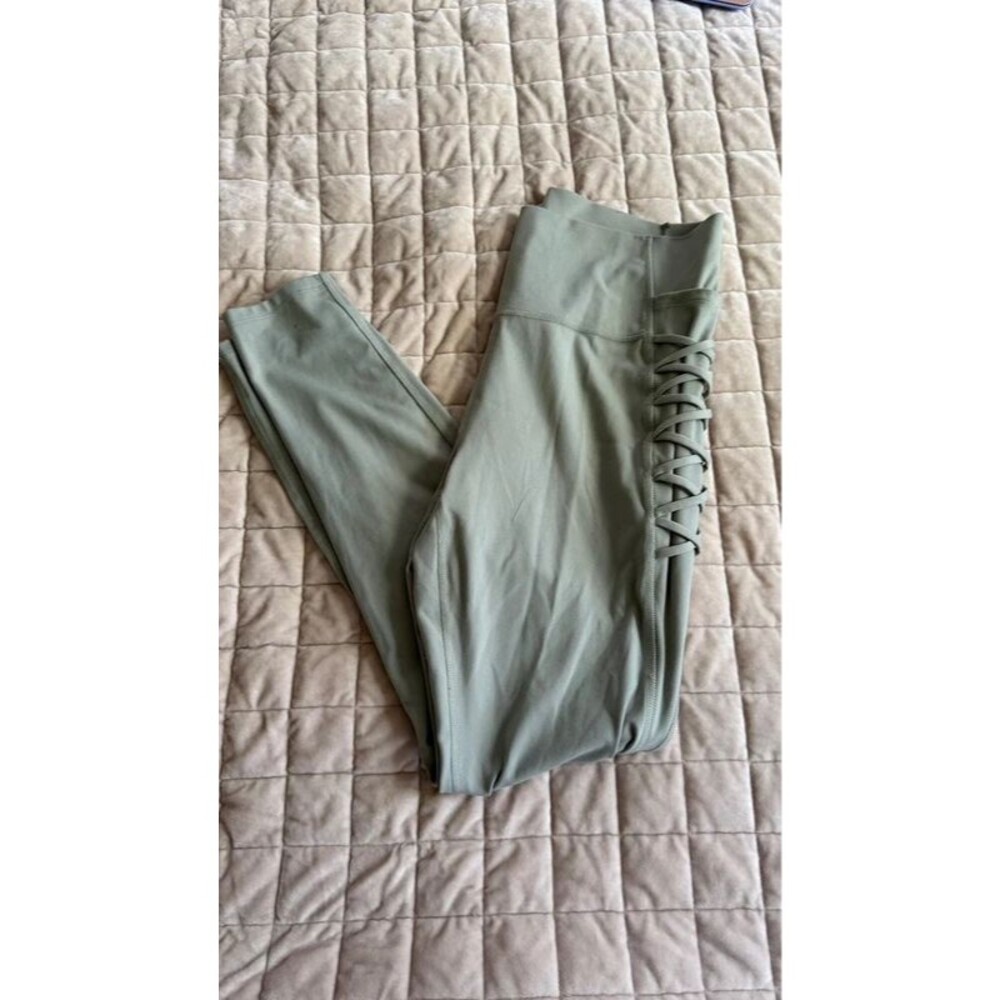 Women’s XL Sage Green High Waisted Yoga Leggings Side Cutout Cage Strappy